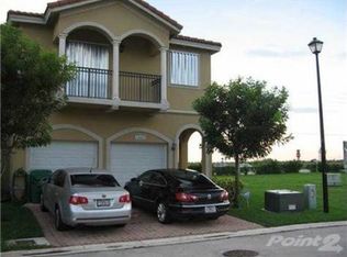 16662 SW 71st Ter, Miami, FL 33193