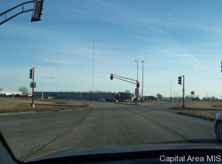 4255 Bissell Rd, Springfield, IL 62707