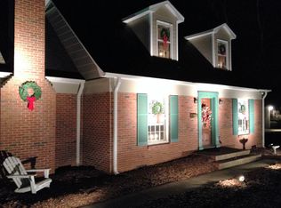 4231 Folkston Dr, Charlotte, NC 28205