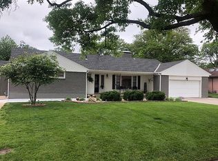 447 S Windsor Rd, Wichita, KS 67218