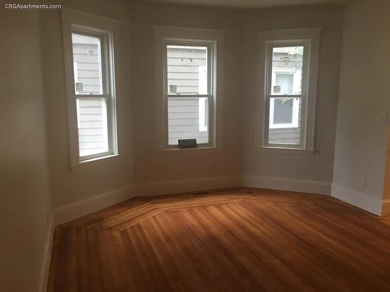 17 Ashland St #3A — Photo 7