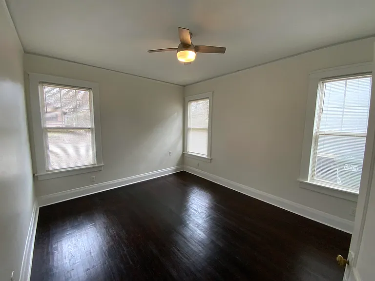 1708 Glenview Ave — Photo 13