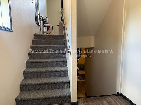 3rd image of 4106 Clubhouse Dr S