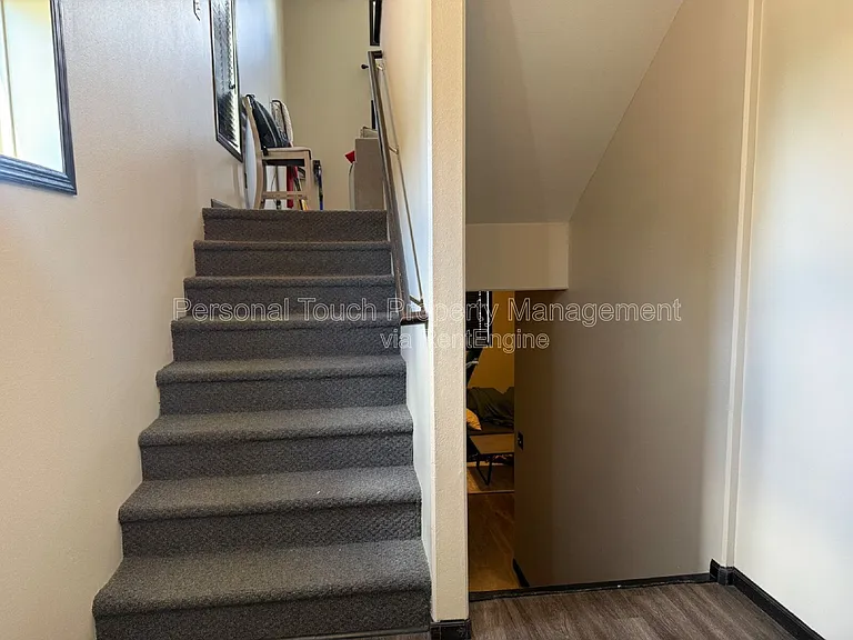 4106 Clubhouse Dr S — Photo 3