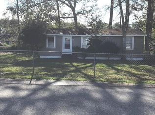 86 Maple Ave, White Lake, NC 28337