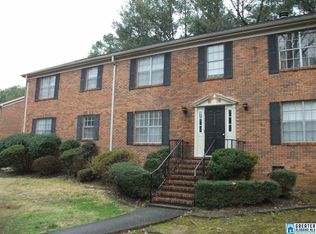 2200 Montreat Cir APT A, Vestavia Hills, AL 35216