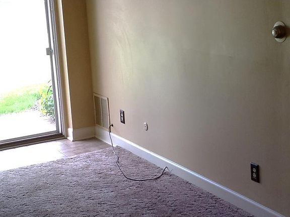 4th image of 1315 S Lake Wilmer Dr APT 101B