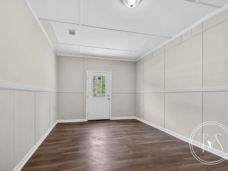 109 Elm St — Photo 10