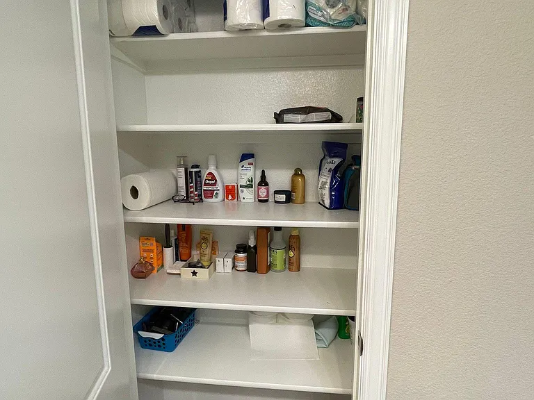 Cabinet in Bath2