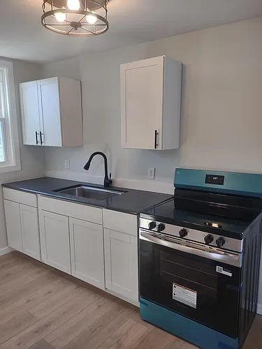 143 Morrison St #3 Photo 1