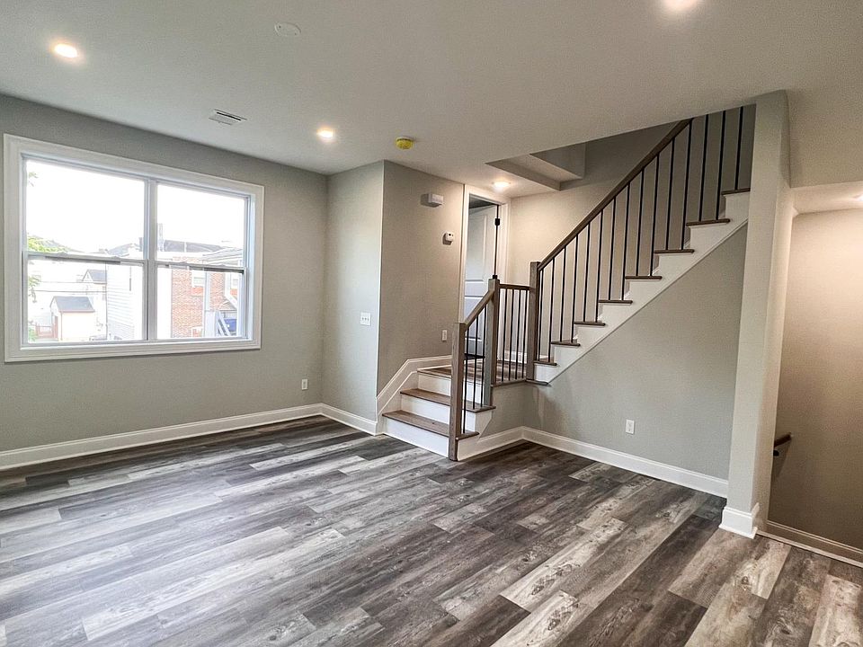 1st image of 606 Roosevelt Ave #A