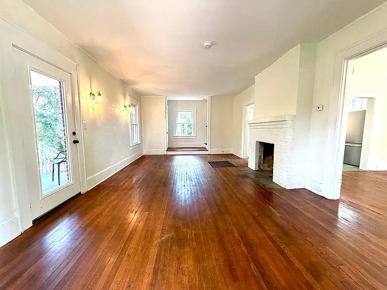 72 Buchanan Ave — Photo 5