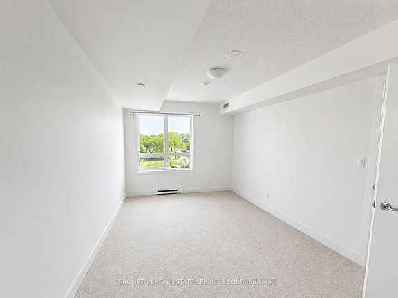 4th image of 1346 Danforth Rd #403
