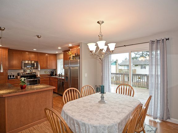 2nd image of 5930 99th St NE