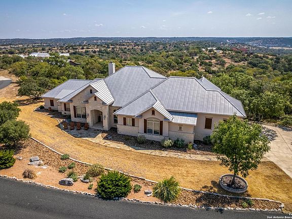 2nd image of 485 Settlers Way North