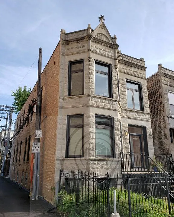 W Irving Park Rd