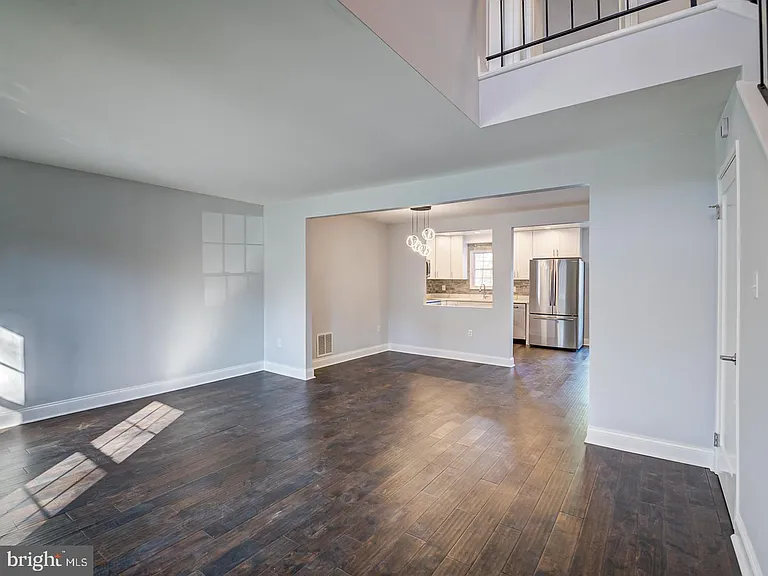 5 Climbing Ivy Ct — Photo 11