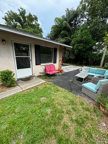 3318 W Santiago St #B Photo 1
