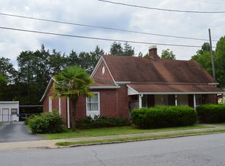 507 Norwood Ave, Greenwood, SC 29646