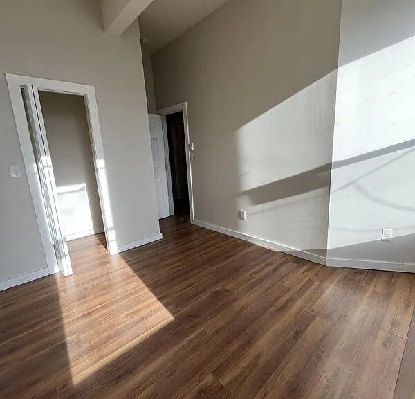 110 Lark St #1 — Photo 7