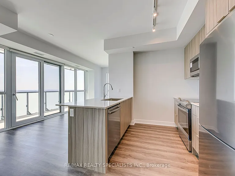 430 Square One Dr #2908 — Photo 8