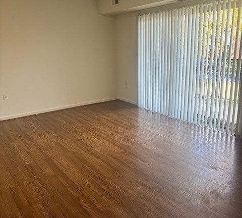 5th image of 1601 Lakeside Ave #Cd7b7cfb1