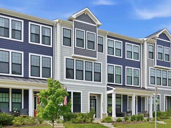 4252 Frost St, Marshall, VA 20115