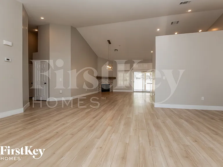 7409 Pinto Bluff St — Photo 2