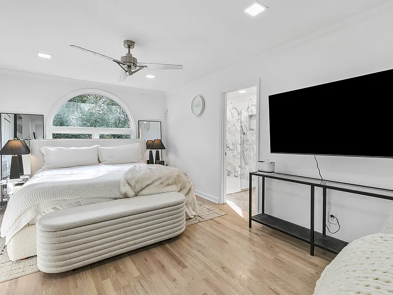 1744 N Druid Hills Rd NE — Photo 18