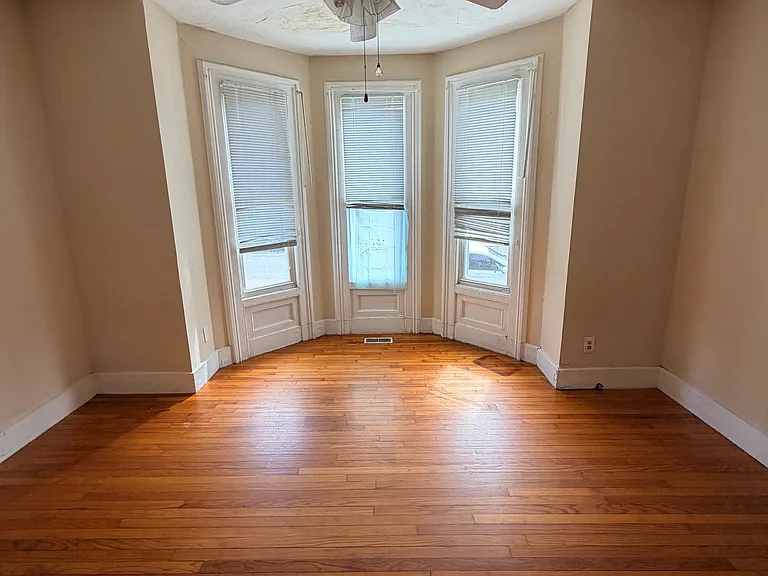 224 Lloyd St #1 — Photo 7