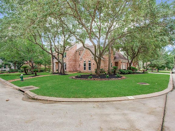 5th image of 2 English Glade Ct Building 2