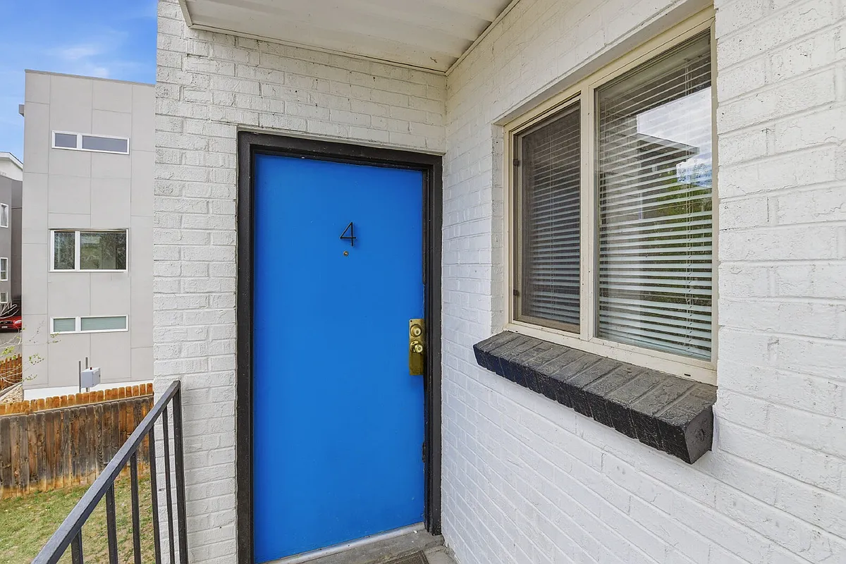 Building Photo - 1285 Wolff St #4