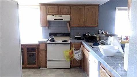 5th image of 1135 Breen St