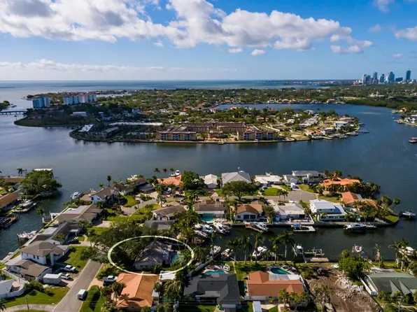 3960 13th Way NE, Saint Petersburg, FL 33703