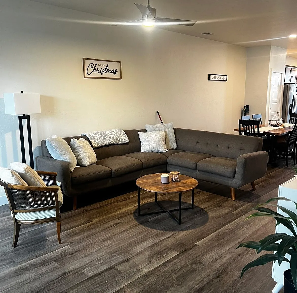 3 bed, 2.5 bath, 1762 sqft, $2,400 — Photo 3