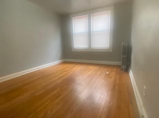 160 Collins St #32, Hartford, CT 06105