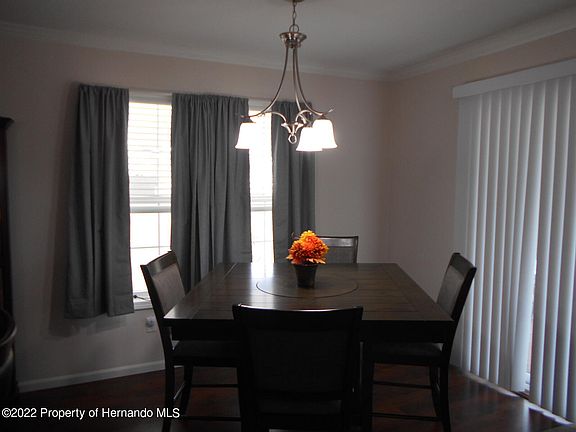 5th image of 8399 Fleetway Ave