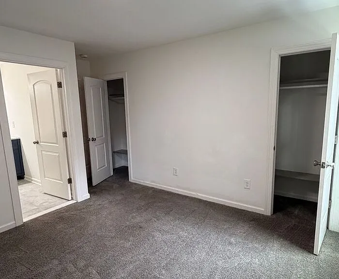 5406 Barrington Dr — Photo 11