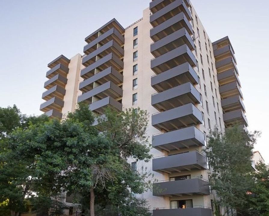 1st image of 818 N Logan St APT 207