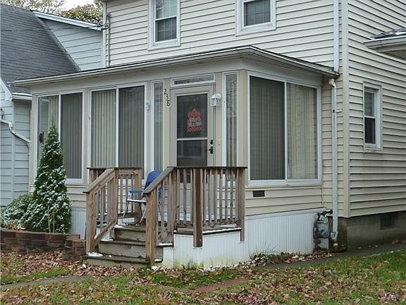 3rd image of 238 72nd St