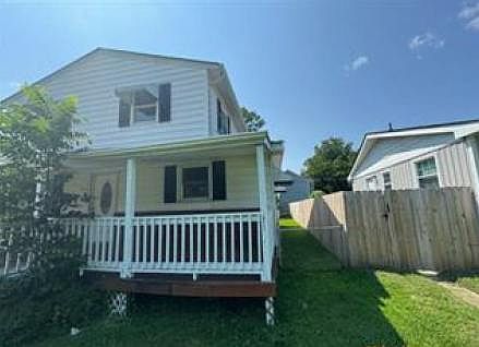 4th image of 2144 Campostella Rd