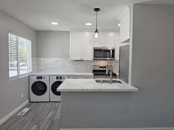 3901 H St #3, Sacramento, CA 95819