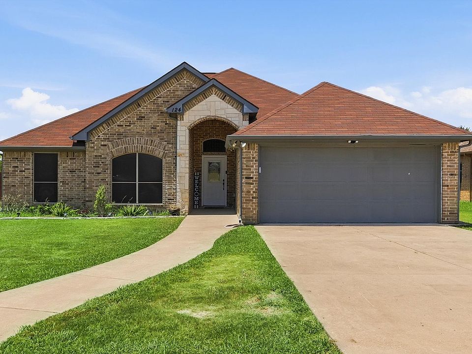 1st image of 124 Chambers Creek Cir