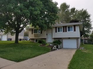 21213 Welsh Rd, Elkhorn, NE 68022