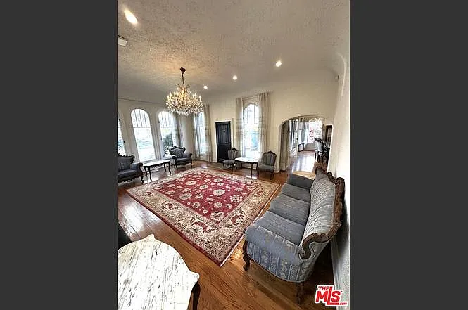 10736 Ashton Ave — Photo 18