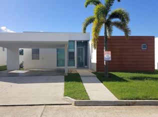 121 Calle Urayoan, Juncos, PR 00777