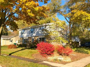 1008 N Nelson Dr, Port Washington, WI 53074