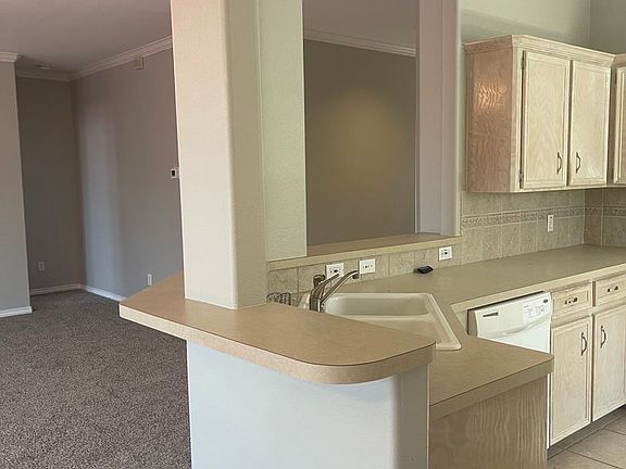 5th image of 13953 Blackbeard Dr
