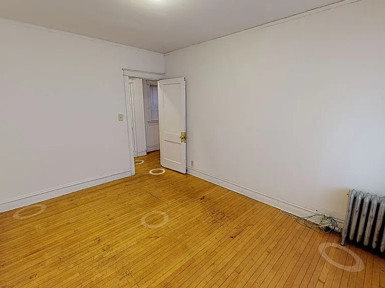 1902 E Linnwood Ave — Photo 48