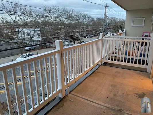 Rented by Skyline Group Real Estate | media 16